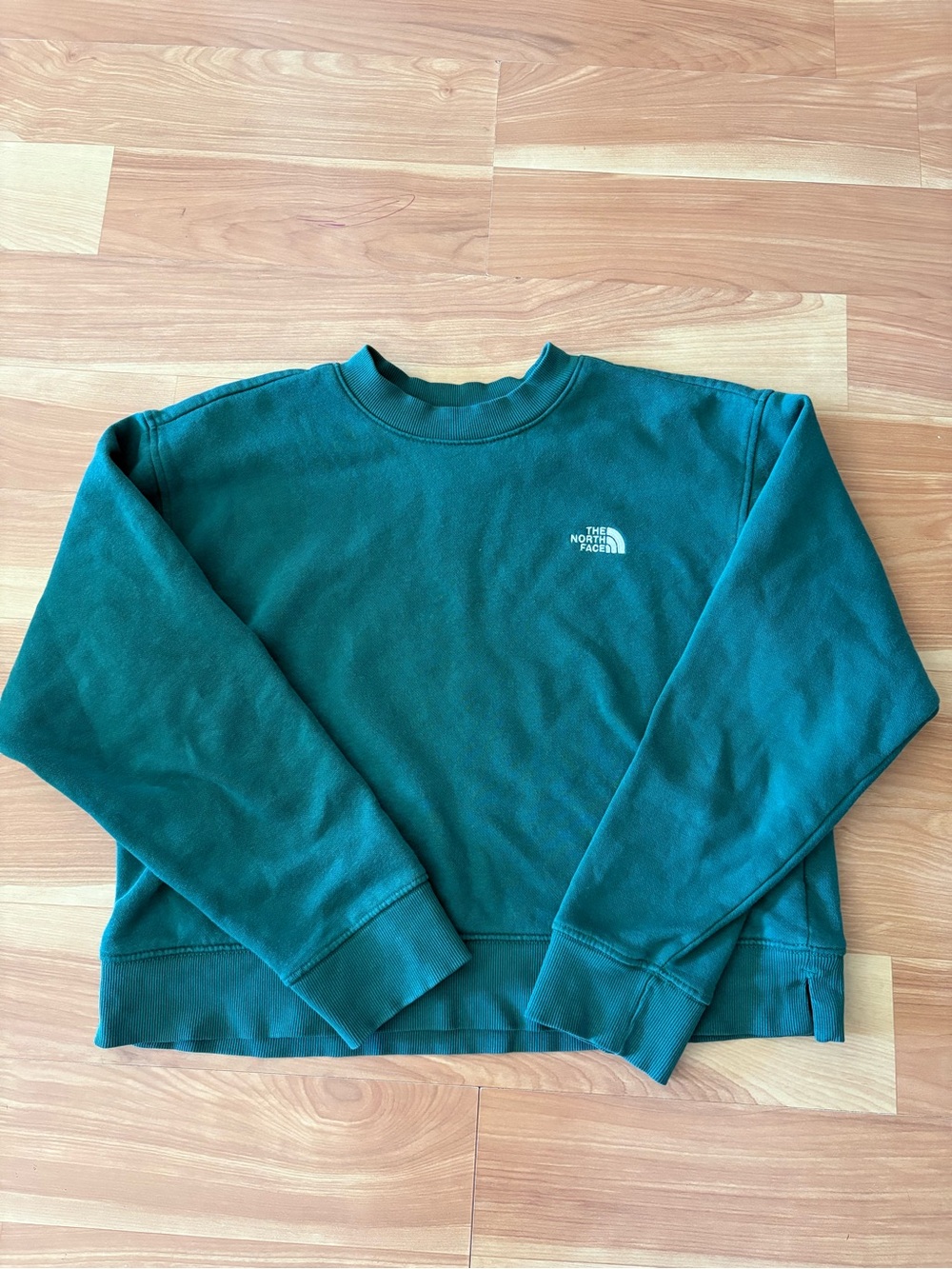 The North Face Women’s Crewneck Sweatshirt - Teal Green